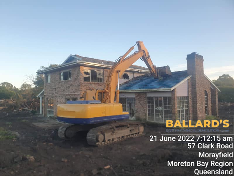 Demolition of 4 houses – Morayfield
